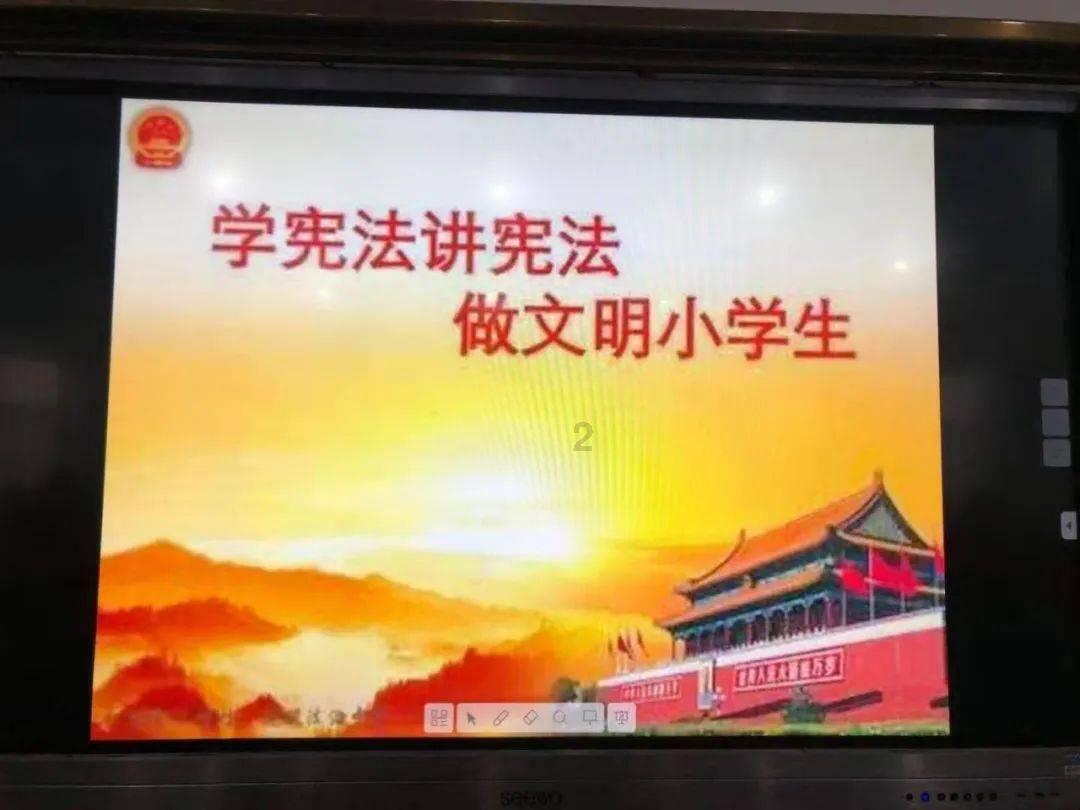大山羔羊逃生