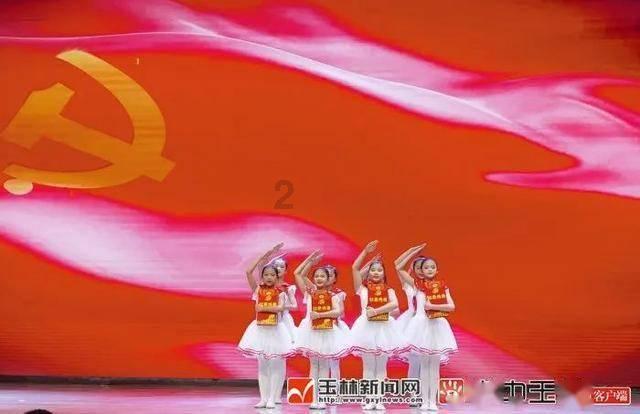 你无数次熬夜的原因是什么？果然能让女生熬夜的人只有他啊！游戏画面