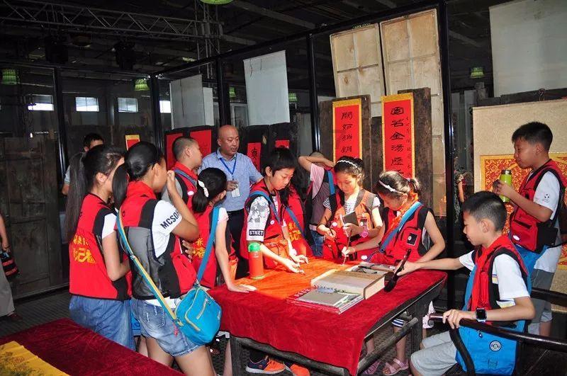 贵妇级护肤品不见效？试试平价轻医美，一顿火锅钱就能美白抗衰