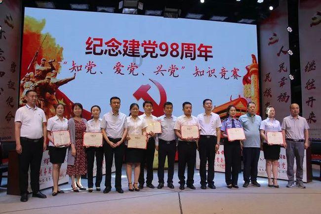 猫儿乡排儿村：第一批30头肉牛出栏