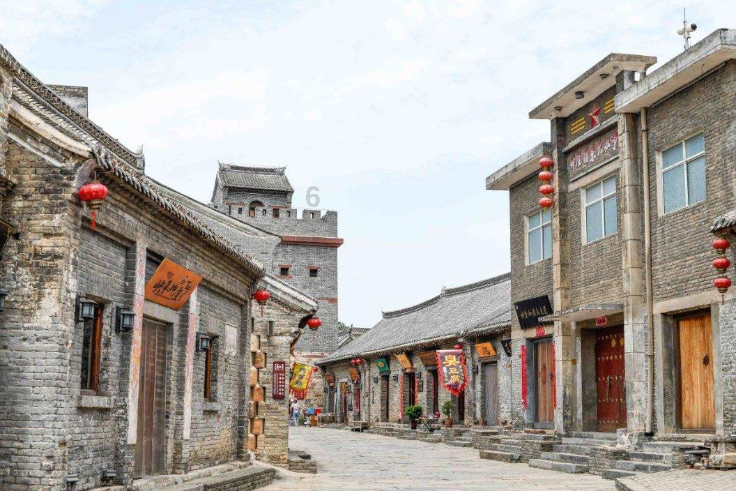 哈尔滨芭蕾舞团在哈药六厂跳舞 绝了!