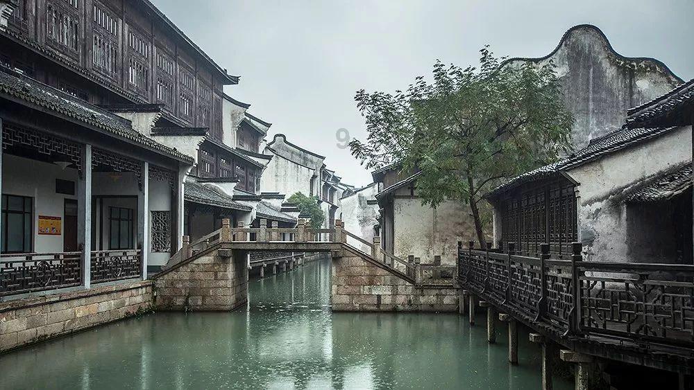 汽车除甲醛的方法有很多,以下是一些常用的方法: